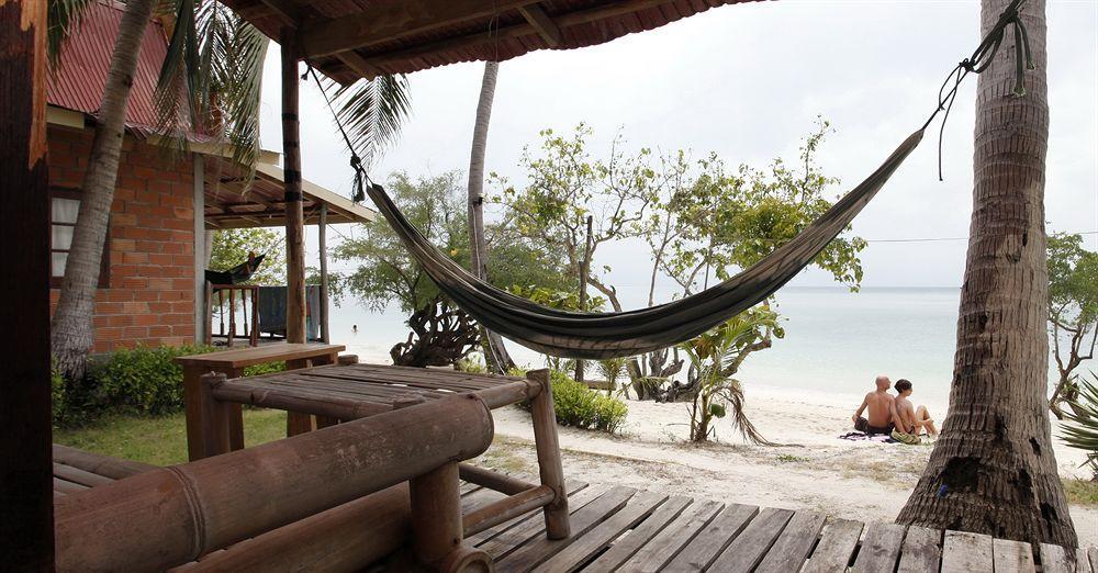 Leela Beach Resort Хаад Рин Экстерьер фото