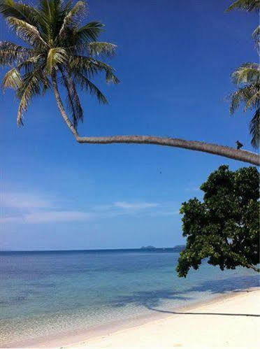 Leela Beach Resort Хаад Рин Экстерьер фото