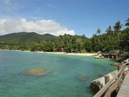 Leela Beach Resort Хаад Рин Экстерьер фото